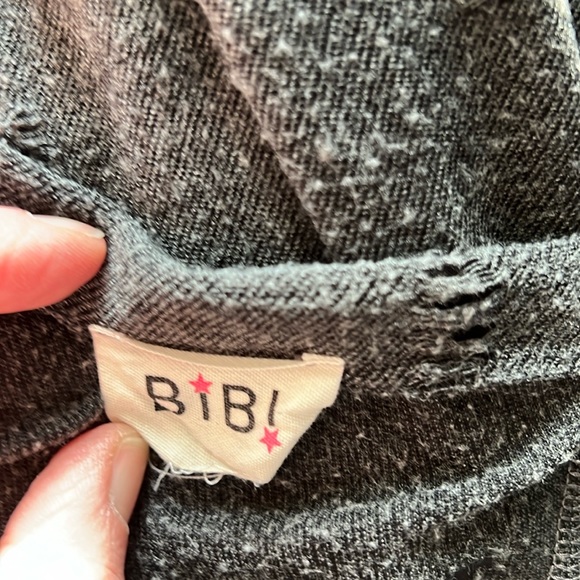 BiBi distressed sweatshirt with animal print, size S - Picture 7 of 9